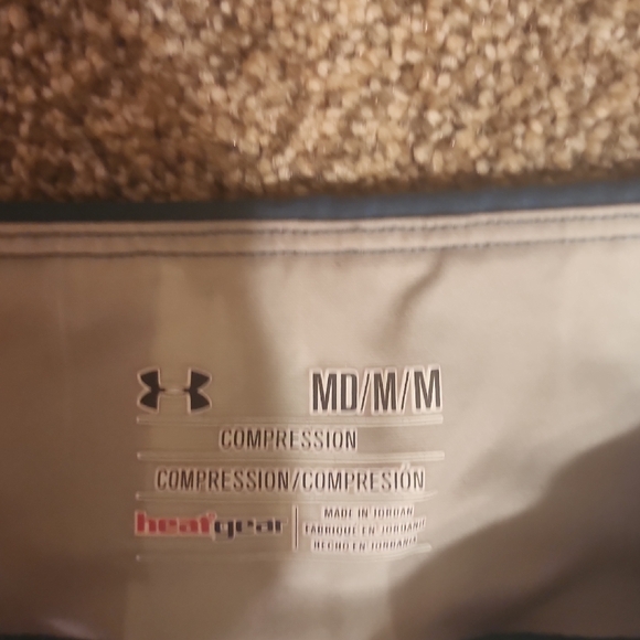 Under Armour Blue Leggings Performance Fit Capri Length - Picture 3 of 7